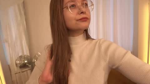 assie online show from November 2, 2025, 12:40 pm