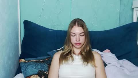 Tina online show from September 13, 2025, 5:18 am