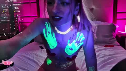 Snapshot of cassiefoxx_ chatting on February 25, 2025, 10:50 pm Cassie online show from February 25, 2025, 10:50 pm