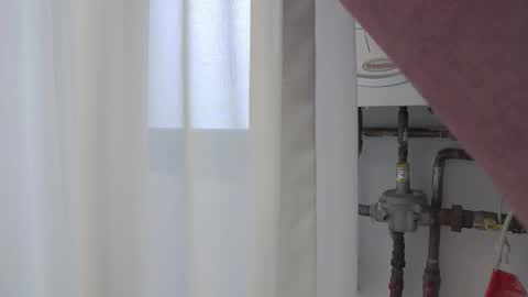 CassieHilton online show from November 6, 2025, 10:38 am