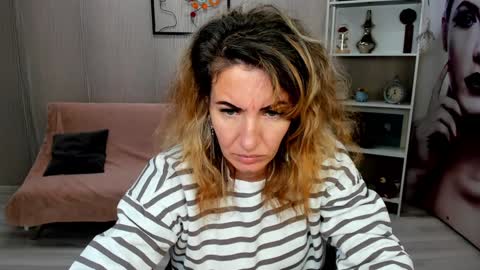 CassieJonas online show from December 5, 2024, 10:12 am