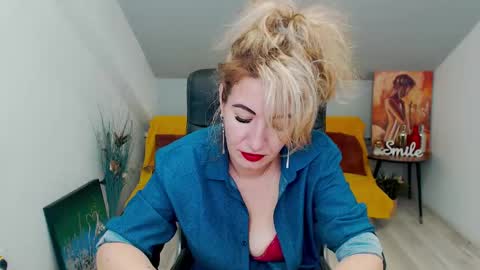 CassieJonas online show from January 20, 2025, 6:53 am