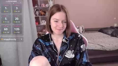 Cassie online show from November 4, 2025, 2:43 am