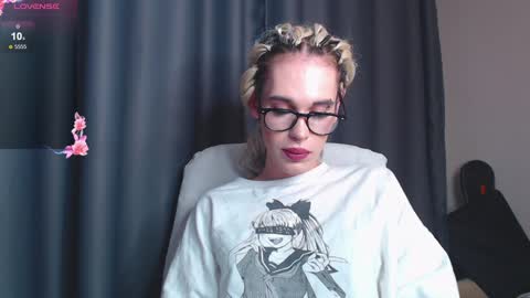 Cassie online show from January 8, 2025, 8:18 pm