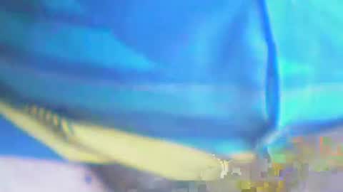 Snapshot of castells chatting on October 16, 2025, 3:46 pm castells online show from October 16, 2025, 3:46 pm