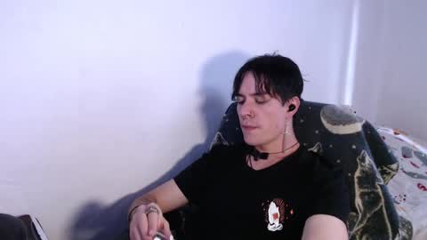 Juan online show from October 3, 2025, 9:01 pm