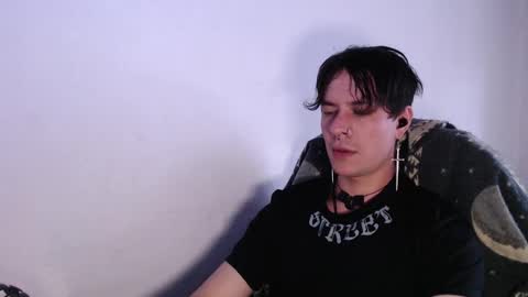 Juan online show from October 8, 2025, 9:01 pm