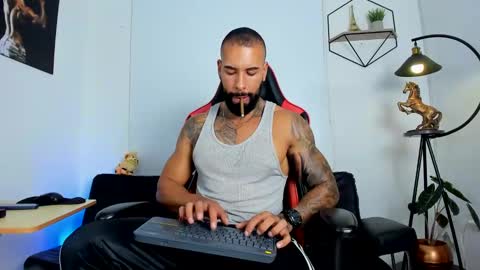 Snapshot of casticatheking chatting on February 8, 2025, 12:28 am Matheo Brown online show from February 8, 2025, 12:28 am