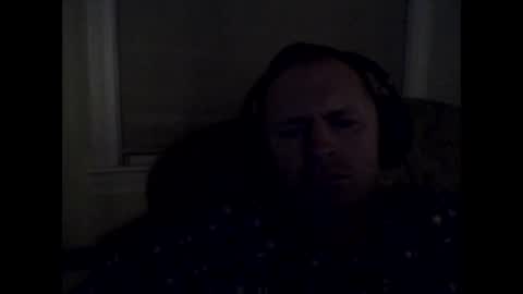 castlecrester online show from October 28, 2025, 1:53 am