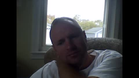 castlecrester online show from October 31, 2025, 8:43 pm