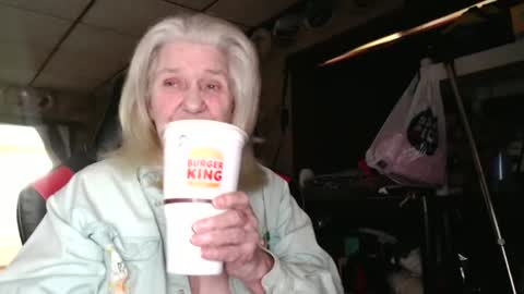 cat online show from September 30, 2025, 4:23 pm