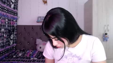 Mila online show from February 11, 2026, 6:18 am