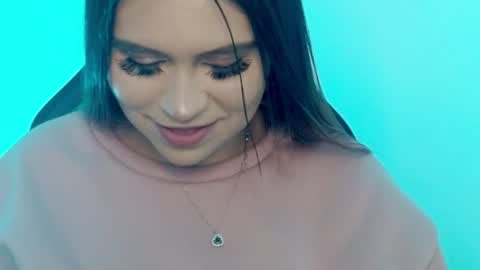 Snapshot of cata__gutierrez_ chatting on July 8, 2026, 3:44 am Cata online show from July 8, 2026, 3:44 am