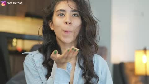 Catalina online show from April 8, 2026, 2:39 pm