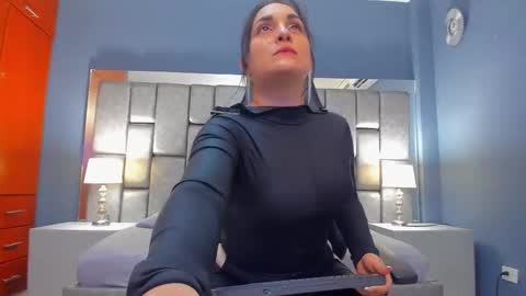 Cata Joness  My schedule 2200 - 0500 GMT -5 online show from October 22, 2025, 5:08 am