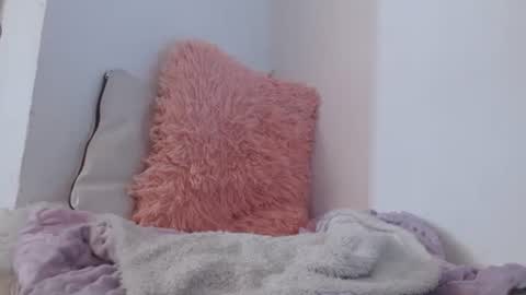 cata_sexy2410 online show from February 27, 2025, 3:59 pm