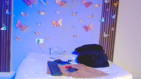 catalina online show from February 20, 2025, 12:41 am