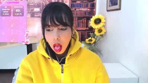 Queen Catalella online show from October 17, 2025, 3:20 am