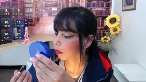 Queen Catalella online show from October 21, 2025, 3:18 am