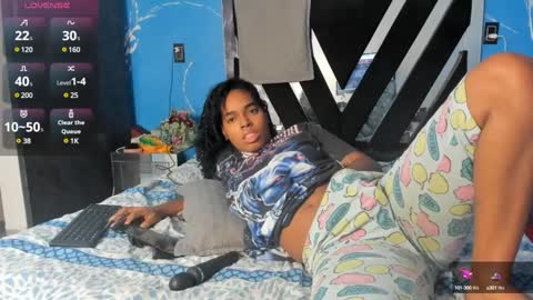 cataleya19__ online show from December 5, 2024, 2:22 pm