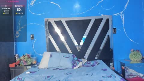 cataleya19__ online show from December 17, 2024, 2:00 pm