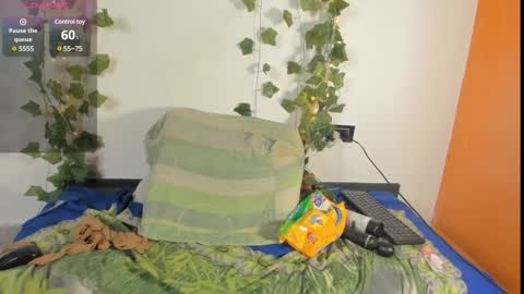 cataleya19__ online show from February 7, 2025, 12:06 pm