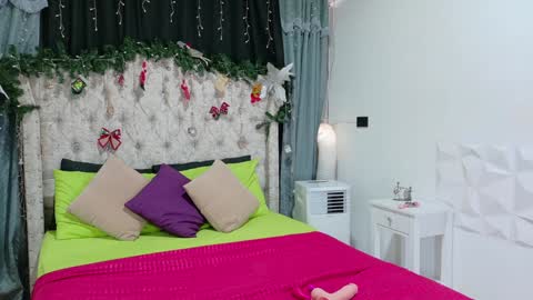 Cata Prins  online show from January 4, 2025, 7:02 pm