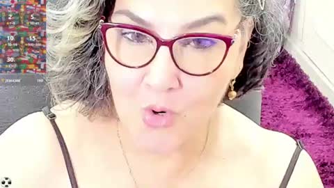 Snapshot of cataleya_mom_ chatting on July 1, 2026, 12:18 pm cataleya online show from July 1, 2026, 12:18 pm