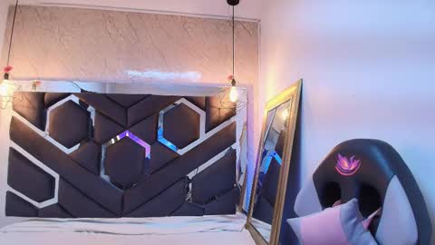 Cataleya online show from November 19, 2025, 10:59 am