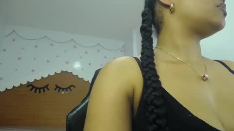 Snapshot of catalina25_t chatting on September 26, 2025, 8:13 pm catalina25_t online show from September 26, 2025, 8:13 pm