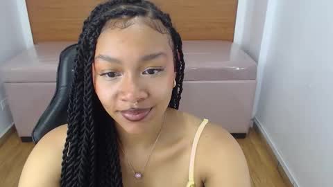 Snapshot of catalina25_t chatting on October 17, 2025, 8:11 pm catalina25_t online show from October 17, 2025, 8:11 pm