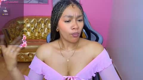 catalina25_t online show from February 11, 2026, 7:52 pm