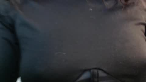 Catalina  online show from January 7, 2026, 12:51 pm