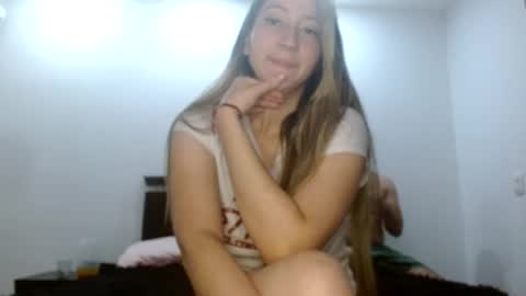 Snapshot of catalina764530197 chatting on August 8, 2026, 2:25 am Catalina online show from August 8, 2026, 2:25 am