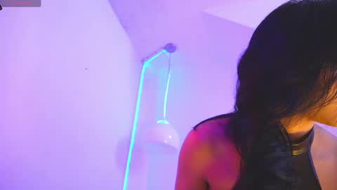 Catalina lovers online show from April 17, 2026, 8:34 pm