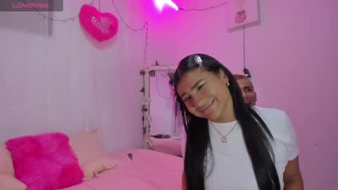 Cata y Roger online show from March 1, 2025, 4:04 am