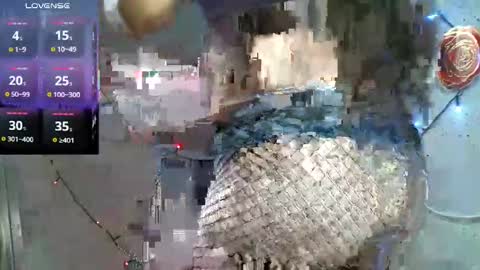 catalina_colombia online show from November 26, 2025, 2:51 pm