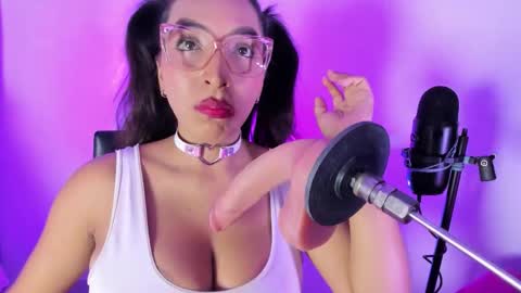 Cata  Monday- Saturday   On line at 0100pm-0700pm online show from September 14, 2025, 5:45 pm