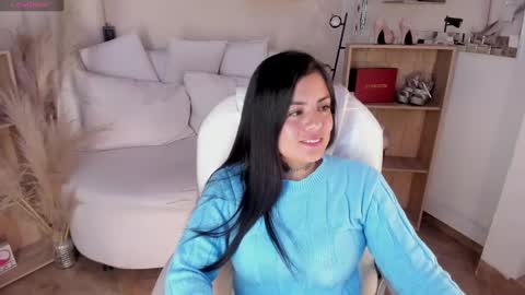 Snapshot of catalina_naughtyy chatting on January 7, 2025, 5:54 am Catalina online show from January 7, 2025, 5:54 am