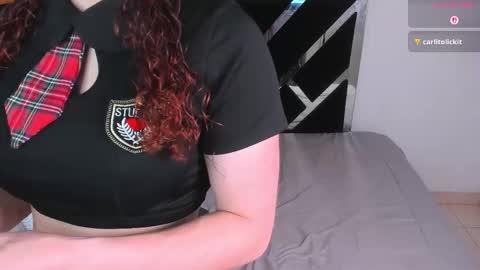 Catalina  online show from January 9, 2026, 10:44 pm