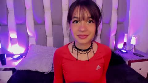 Snapshot of catarsiss_moon chatting on December 9, 2024, 12:08 pm Cat online show from December 9, 2024, 12:08 pm