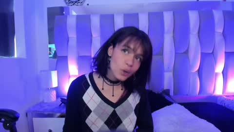 Snapshot of catarsiss_moon chatting on December 12, 2024, 3:37 pm Cat online show from December 12, 2024, 3:37 pm
