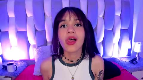 Snapshot of catarsiss_moon chatting on December 13, 2024, 6:59 pm Cat online show from December 13, 2024, 6:59 pm