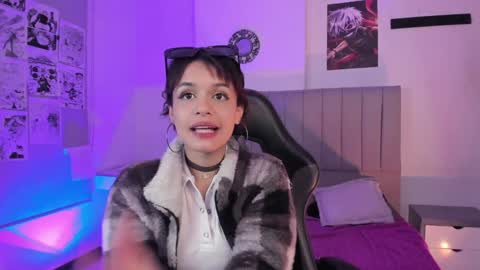 Snapshot of catarsiss_moon chatting on January 11, 2025, 2:09 am Cat online show from January 11, 2025, 2:09 am