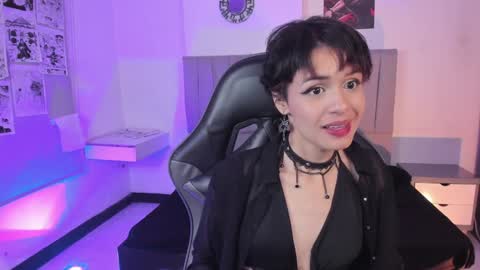 Snapshot of catarsiss_moon chatting on January 12, 2025, 2:24 am Cat online show from January 12, 2025, 2:24 am