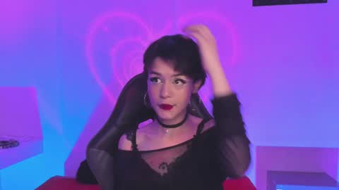 Snapshot of catarsiss_moon chatting on January 14, 2025, 8:37 pm Cat online show from January 14, 2025, 8:37 pm