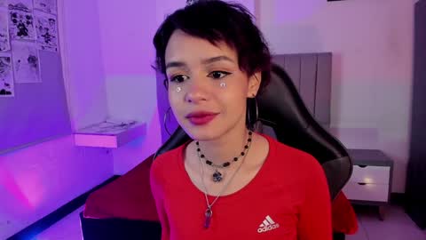 Snapshot of catarsiss_moon chatting on January 25, 2025, 8:10 pm Cat online show from January 25, 2025, 8:10 pm