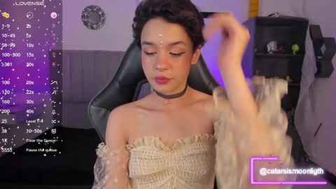 Snapshot of catarsiss_moon chatting on February 15, 2025, 8:11 pm Cat online show from February 15, 2025, 8:11 pm