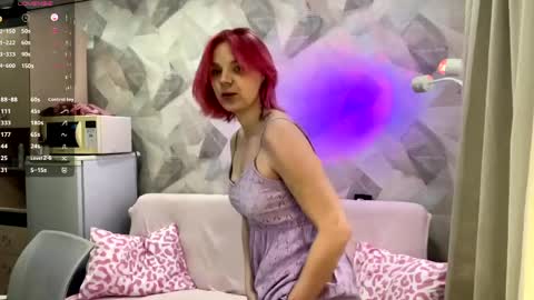 Kate online show from April 21, 2026, 11:27 am