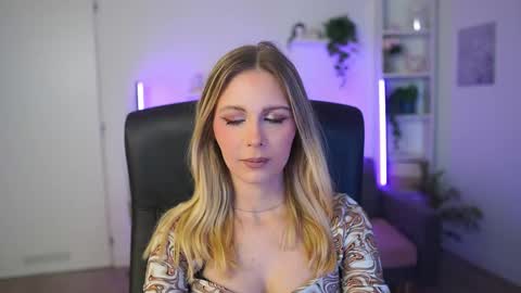 catecrago  online show from February 19, 2026, 8:54 am